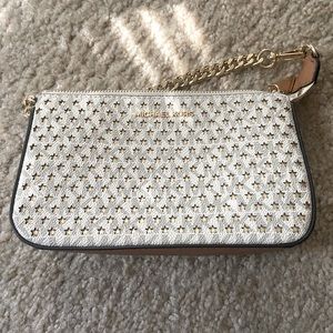 Michael Kors Small Jet Set Charm Logo Shoulder Bag